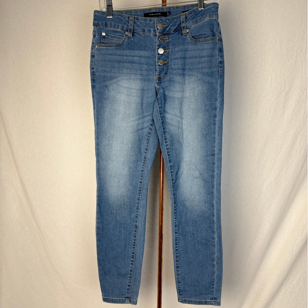 Tahari Amelia Womens Jeans Size‎ 27 Button Fly Light Wash Denim